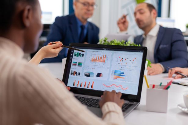 How to Choose the Best AI Lead Generation Software for Your Business